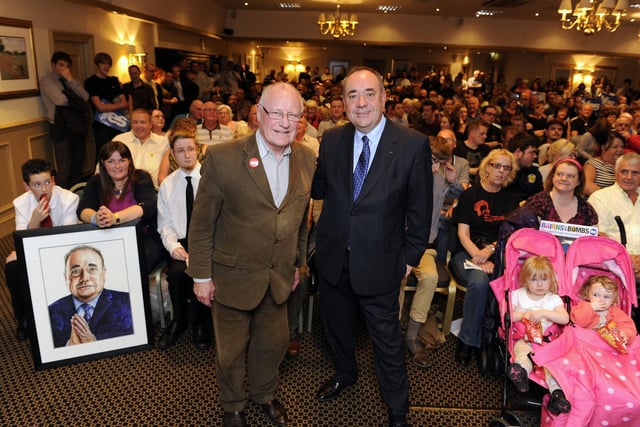 Then First Minister Alex Salmond addresses Yes meeting chaired by Dennis Canavan.