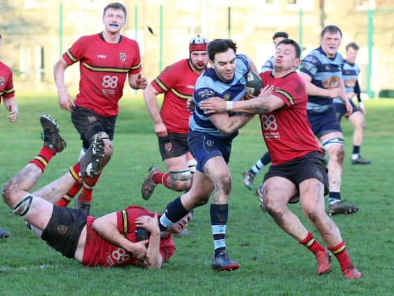 Eddie Waller in action against Stewart’s Melville during Saturday’s National League Division 2 outing that saw Falkirk move within one point of top club Peebles (Photo: Gordon Honeyman)