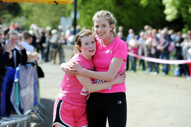 Best way to celebrate the end of the race with a hug.