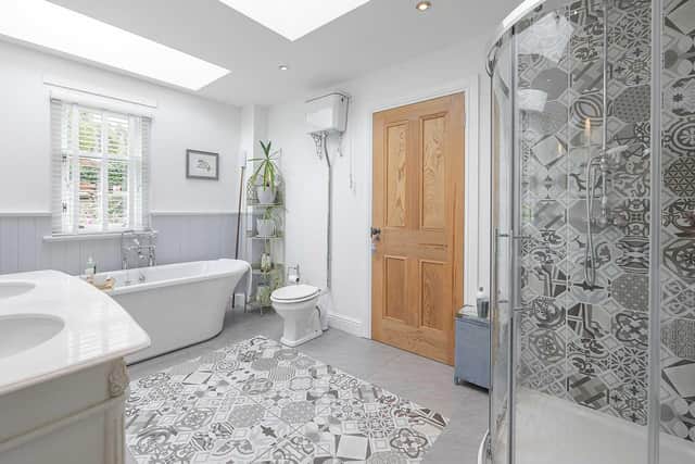The light and spacious bathroom.