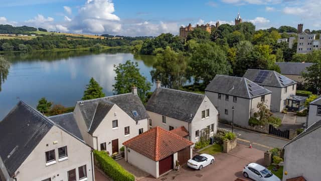 The property at 7 Whitten Lane, Linlithgow, is right next to the picturesque Linlithgow Loch.