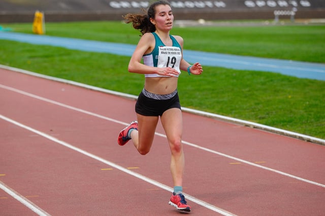 Edinburgh University's Emma Gill taking part in the Round the Houses race at Grangemouth