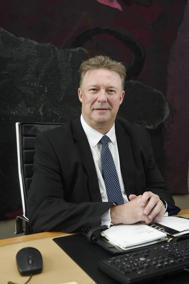 Former Falkirk High School pupil and now chief executive of City of Edinburgh Council Andrew Kerr has been award an OBE in the Queen's Birthday Honours