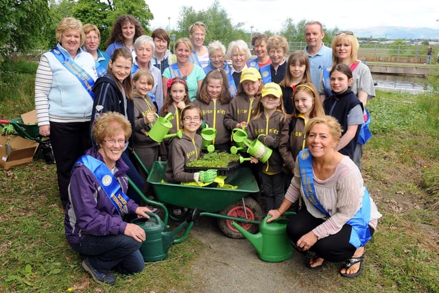 Soroptimists and guides wildlife bulb planting 2013