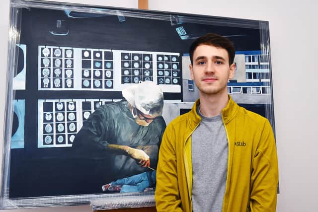 Bonnybridge resident Calum Stevenson has made it through to the semi-final of Sky Arts' Portrait Artist of the Year contest. Picture: Michael Gillen.