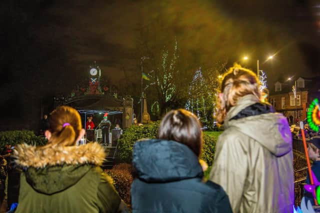 Bonnybridge will switch on its Christmas lights on Sunday.