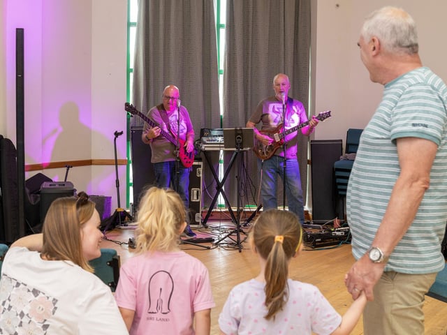 Popular band Focus Duo playing the hits.