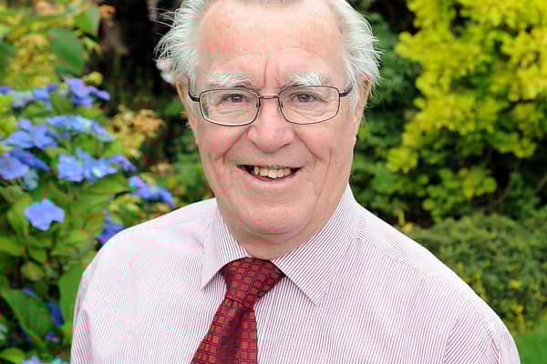 Falkirk Herald gardening guru Sandy Simpson
