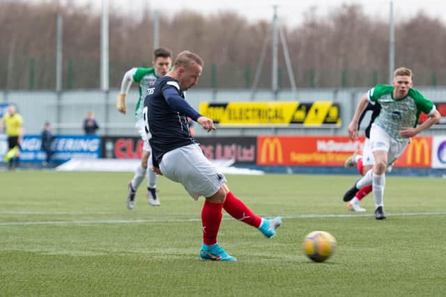 Leigh Griffiths scores from the spot (Picture: Ian Sneddon)