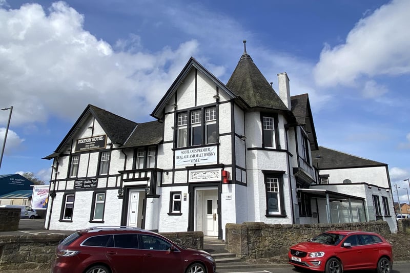 CAMRA said: "A popular local next to the railway station and on regular bus routes. The pub is a supporter of CAMRA’s Larbert Real Ale Festival in nearby Dobbie Hall in the
spring."