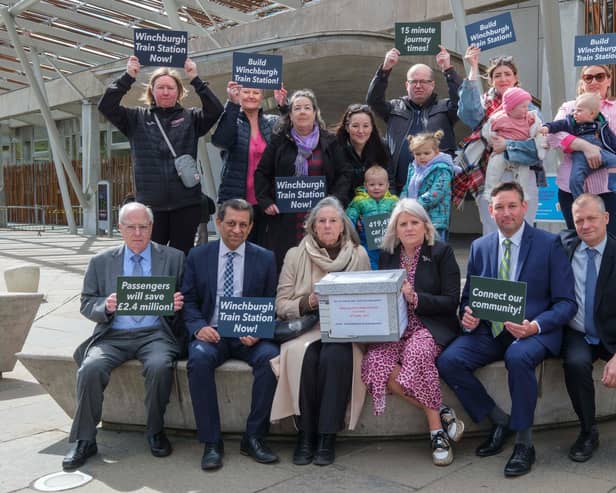 ​Residents from Winchburgh made their feelings clear as they handed in a petition at the Scottish Parliament.