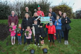 Polmont Playgroup placed a time capsule and a plaque to mark the group's 50th anniversary, helped by the community council.