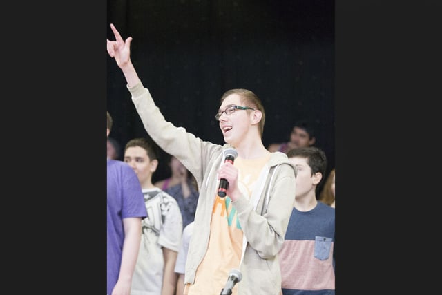 The performance included both pupils and the Young Americans.