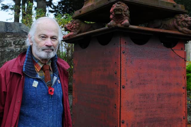 Hamish Allan, former tour guide at the ceremony to remember James Bruce of Kinnaird - the cast iron obelisk monument sits in a  car park (Pic: Michael Gillen)
