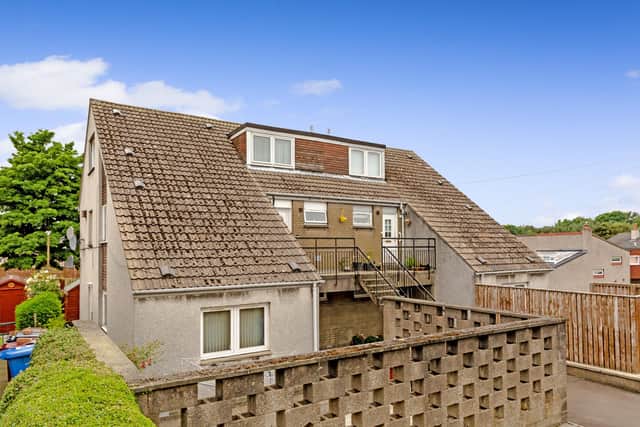 27 Lyon Court, Bo’ness is on the market now at offers over £125,000.