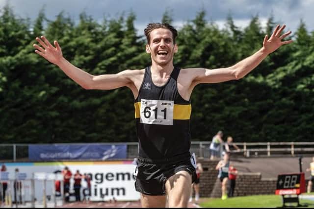 Scott Stirling wins 5000m at Grangemouth Stadium