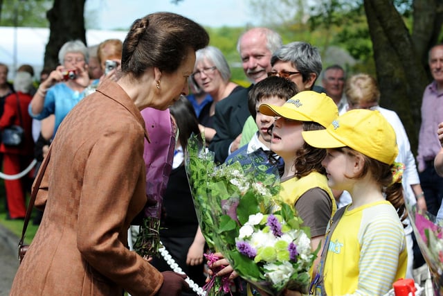 Brownies with flowers for the Princess Royal