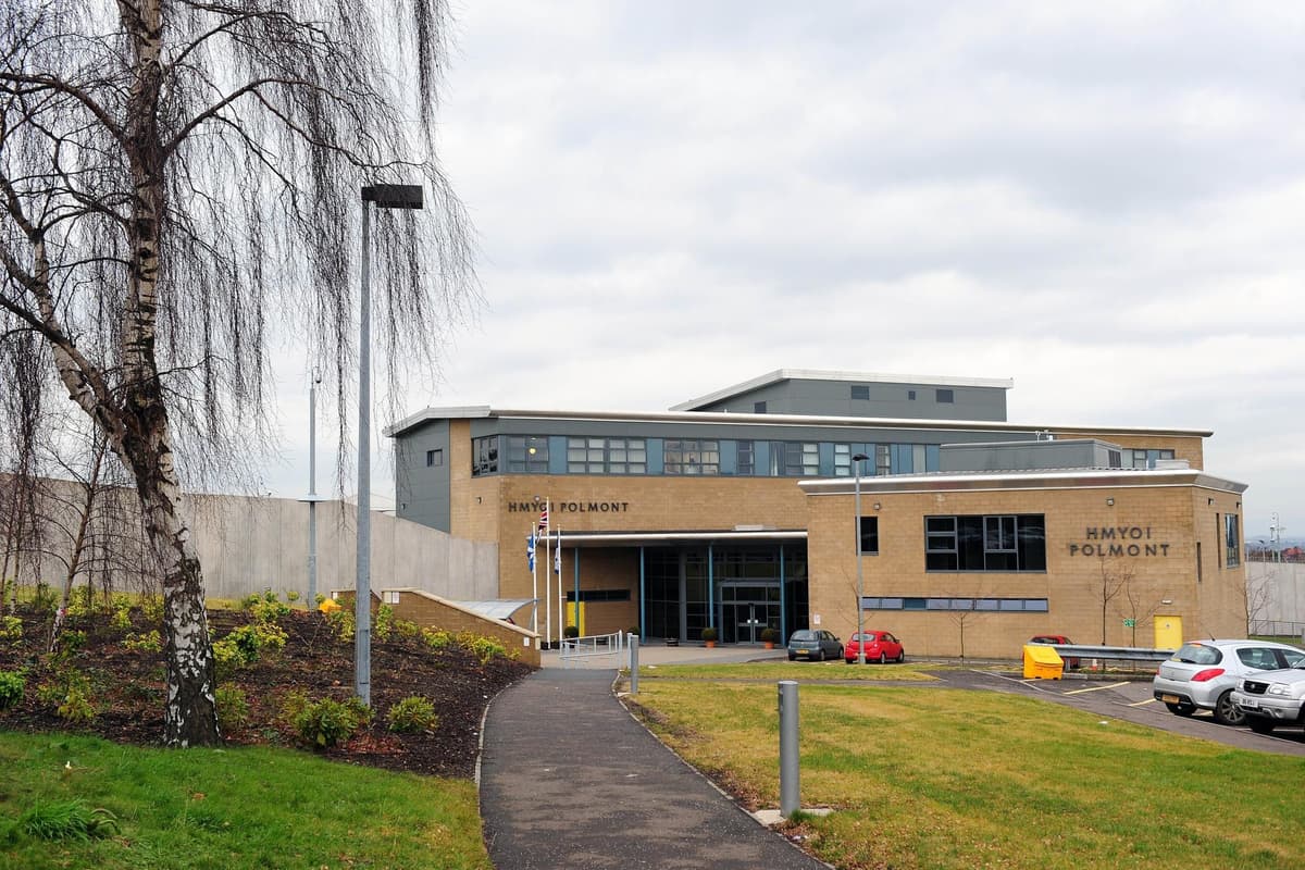 Polmont YOI inmate shelled out £50 for illegal SIM card