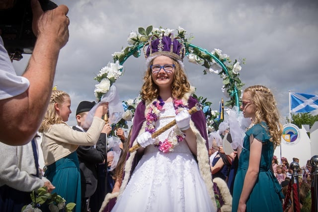 Linlithgow & Linlithgow Bridge Children’s Gala Day 2022 Queen, Ruth Scott. Photo by Angus Laing.