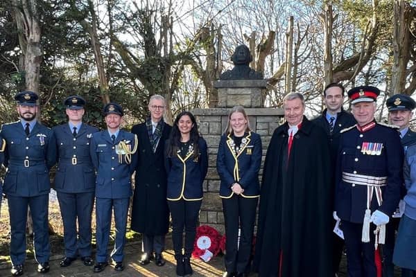 Everiss Scholars at the Carlyle Everiss Memorial, at Cowie Bowling Club. Scholars Krisha Modi and Jess Thomsen at centre, also Alan Simpson, Lord Lieutenant for Stirlingshire and Falkirk. 