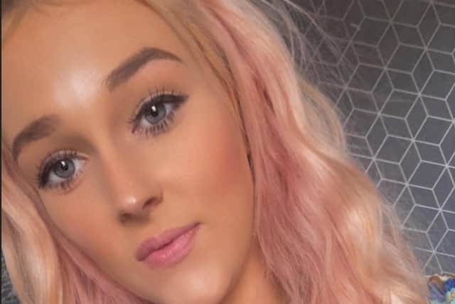 The family of Courtney McNiven have asked football fans to applaud for the late young woman during Saturday's match between Rangers and Hearts at Ibrox.
