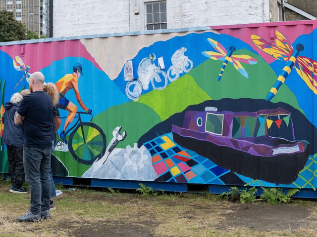 D2 Creative is working with Go Forth and Clyde charity and Scottish Canals on murals at the charity's base at Lock 16.