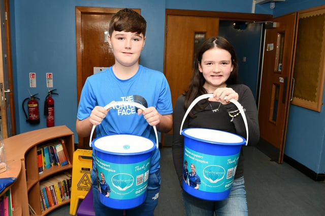 People gave generously to help raise lots of much needed cash for Strathcarron Hospice.