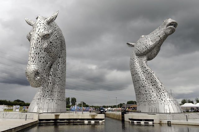 Who was the sculptor who designed the iconic Kelpies?