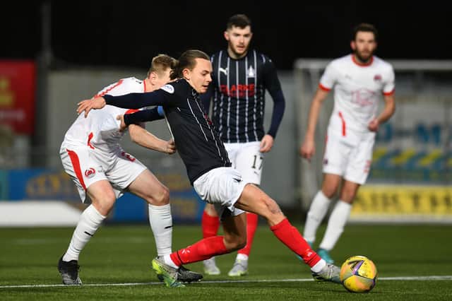 Aidan Nesbitt on the ball (Pics: Michael Gillen)
