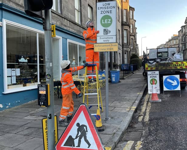 Road signs have been installed on the boundary of the Low Emission Zone, with six months to go.