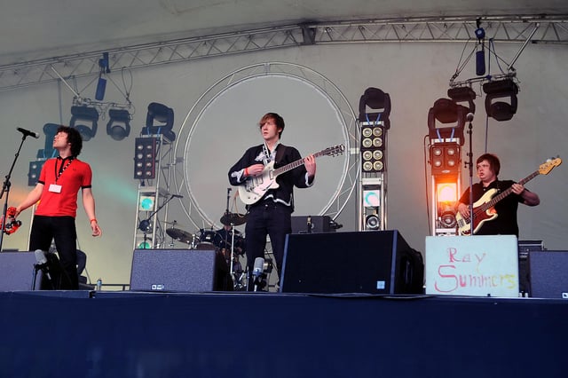 Falkirk beat combo The Ray Summers playing live at the Big in Falkirk festival back in 2009