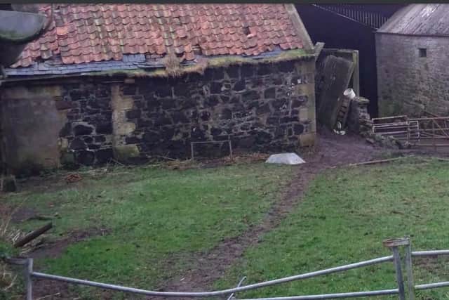 Plans to re-develop farm buildings at Broompark Farm  in Torphichen have been put on hold for bat surveys.
