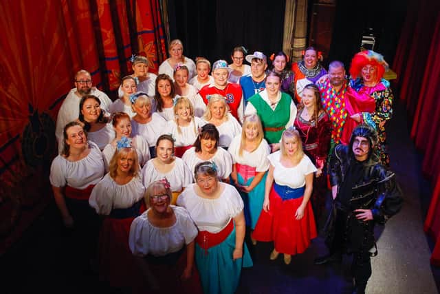 Larbert Musical Theatre's cast of Robin Hood