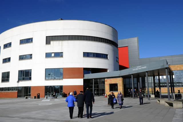 Forth Valley Royal Hospital staff are offering support to patients to ensure they can log on to the hospital's upgraded Wi-Fi system. Picture: Michael Gillen.