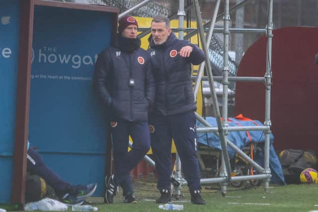 Stenhousemuir manager Gary Naysmith on the touchline with assistant manager Brown Ferguson (Photo: Scott Louden)