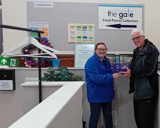 The Gate receives Christmas selection boxes from Falkirk District Credit Union