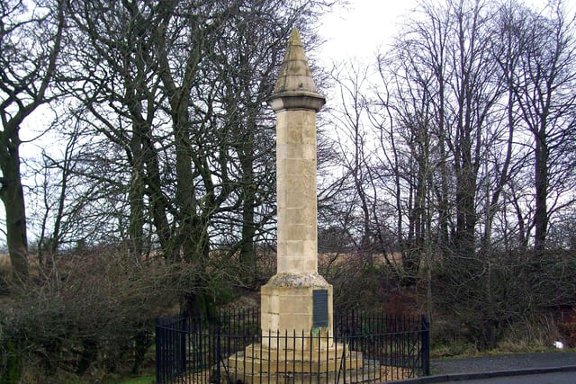 Which battle does this monument commemorate?
