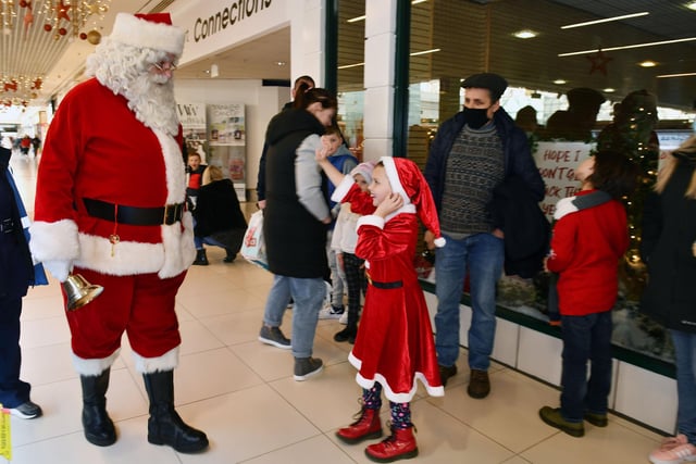Santa was in town at the weekend for the opening of his post office on the High Street and his grotto in the Howgate.  Pic: Michael Gillen.