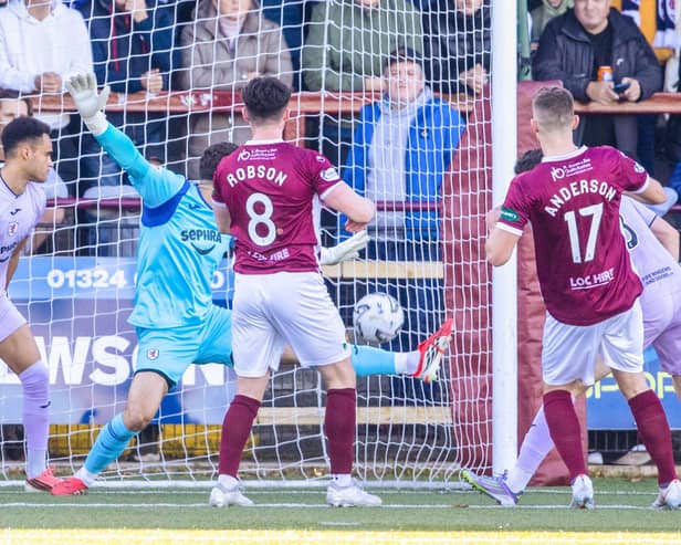 Stenhousemuir ace Michael Anderson scores to make it 1-0 against Raith Rovers (Photo: Alan Harvey/SNS Group)