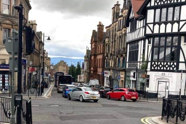 A broken down HGV is causing traffic tailbacks in Falkirk town centre. Picture: Falkirk Delivers.