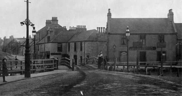 Bainsford Bridge, pictured here around 1900, has been a key junction point since the ‘Great Canal’ crossed the Falkirk to Carron road around 1770