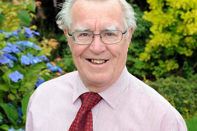 Falkirk Herald gardening guru Sandy Simpson