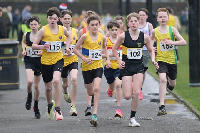 Vics' Thomas Mitchell finished seventh in the under-13 boys’ race (Photo: Neil Renton)