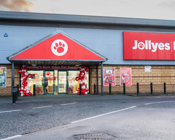Jollyes Pets already operates from 120 stores.