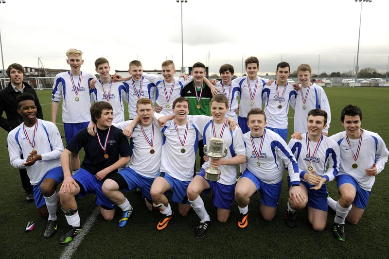 Graeme High School with the trophy.