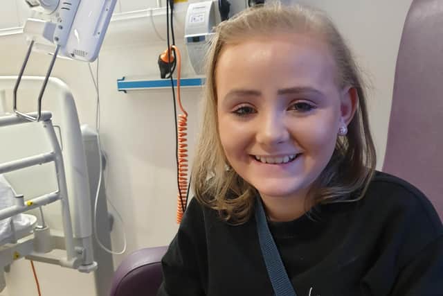 Braes High pupil Ashlee Easton, who has high-risk neuroblastoma, is returning home from New York after a hitch with her treatment. Contributed.