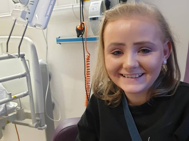 Braes High pupil Ashlee Easton, who has high-risk neuroblastoma, is returning home from New York after a hitch with her treatment. Contributed.