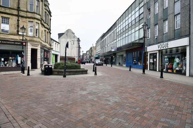 Falkirk lost hundreds of retail jobs in just three years, new figures reveal, signalling that businesses in the area were facing challenges before the coronavirus crisis even began.