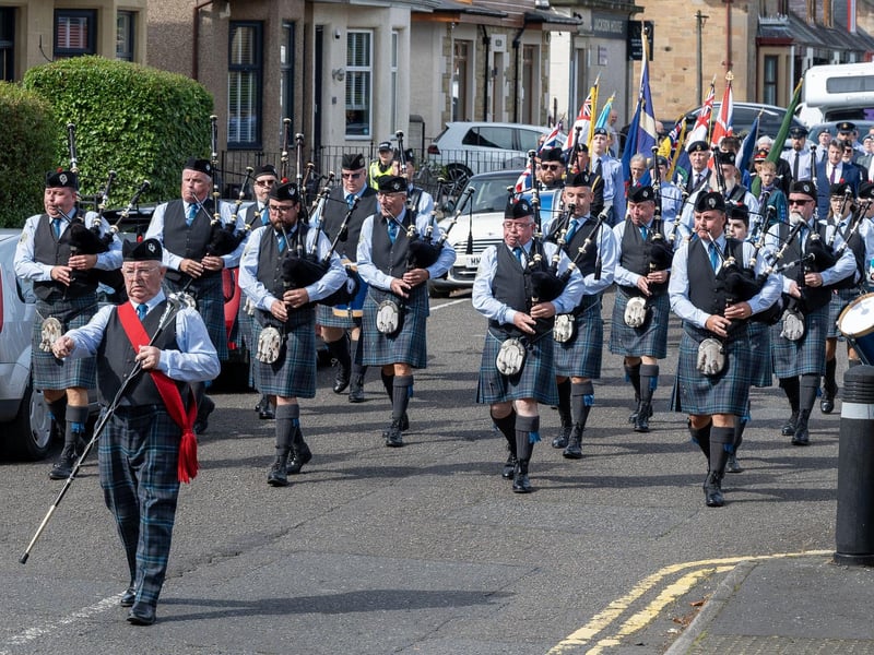 Pipers pound the pavements of Grangemouth