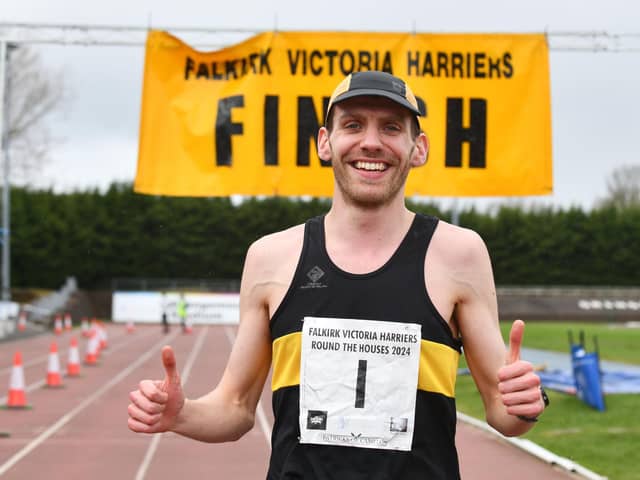 14-04-2024. Picture Michael Gillen. GRANGEMOUTH. Grangemouth Stadium. 2024 Round the Houses 10K. Jim Dingwall Memorial Road Race. First place male, Scott Stirling.